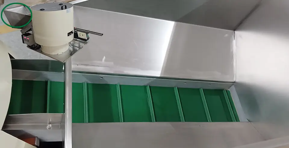 Elevators in Automatic Feeding Systems 