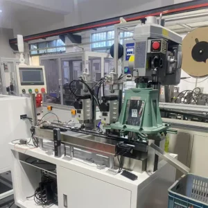 Automatic circuit breaker assembly machine2