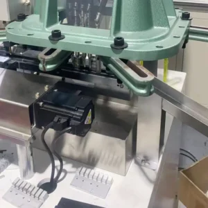 Automatic circuit breaker assembly machine5
